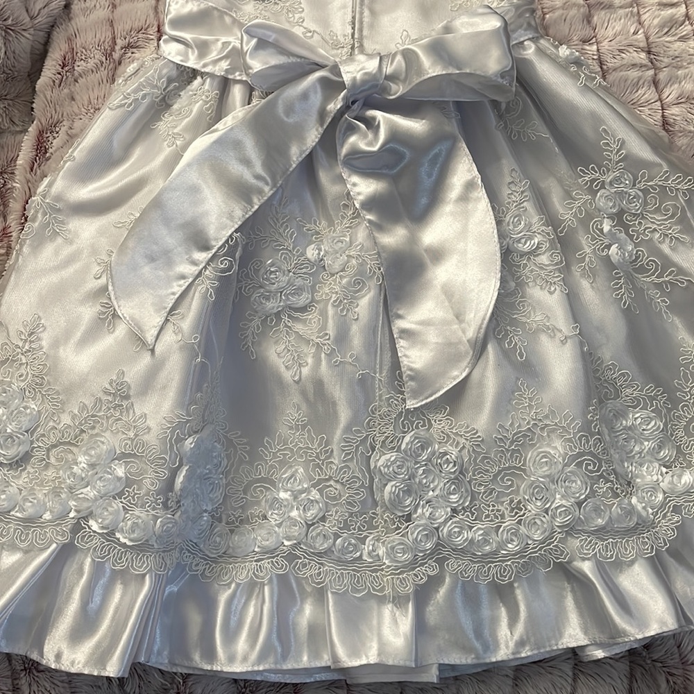 Dress - Picture 10 of 11